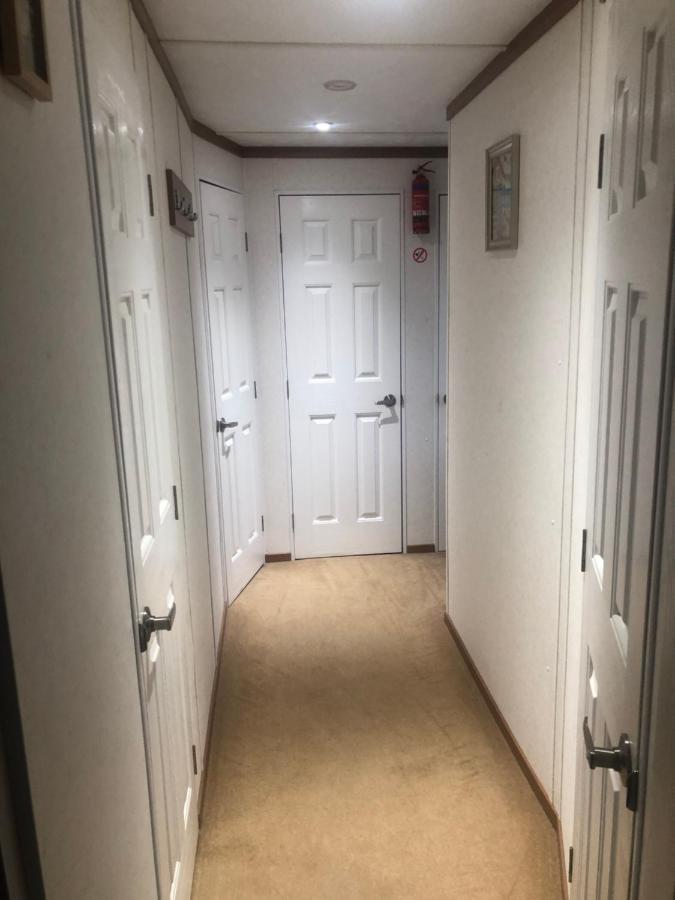 First Steps Caravan Rentals 샌다운 외부 사진